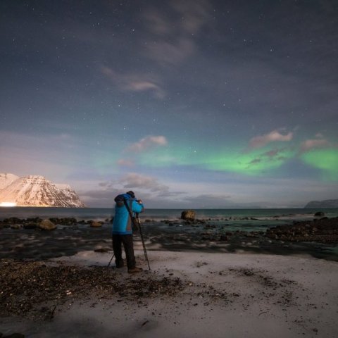 isafjordur-aurora-02_large2400x1603.jpg